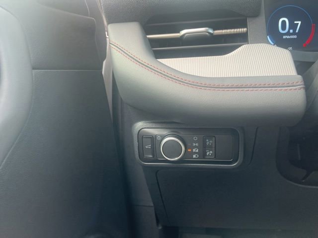 Certified 2025 Ford Explorer Active image 25