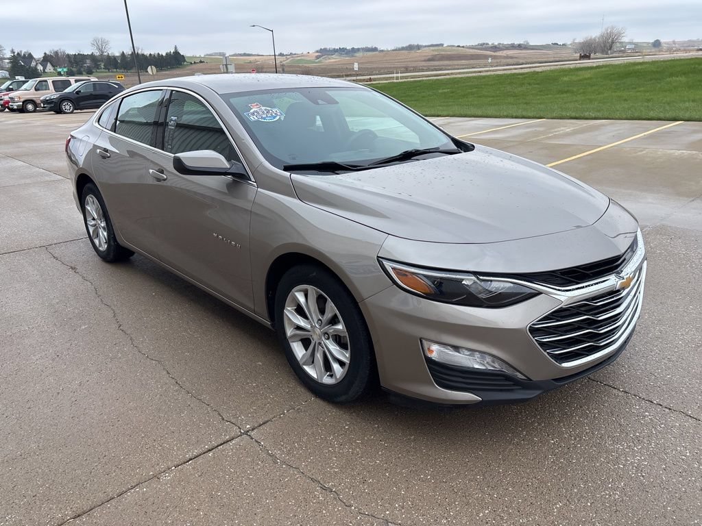 Used 2023 Chevrolet Malibu LT FWD image 3