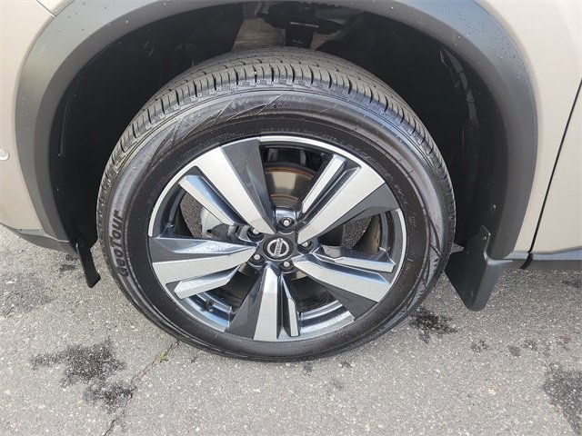 Used 2021 Nissan Rogue Platinum image 31