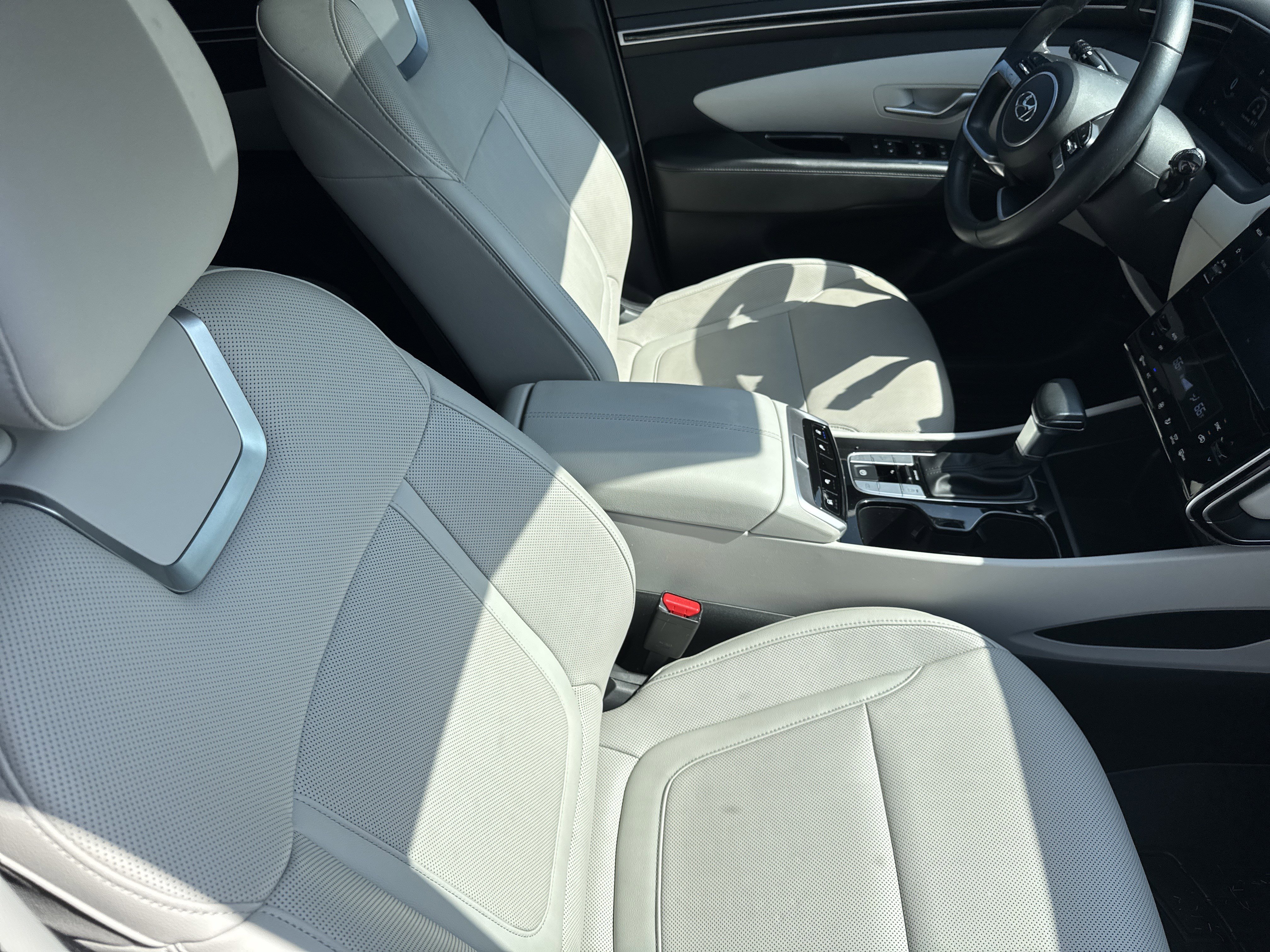 Used 2022 Hyundai Tucson SEL w/ Convenience + Premium Package image 17