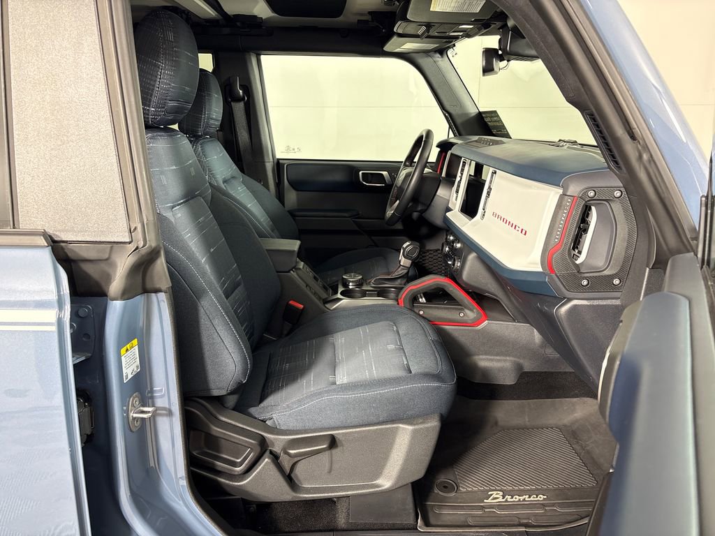 Certified 2025 Ford Bronco Heritage Edition AWD/4WD image 8
