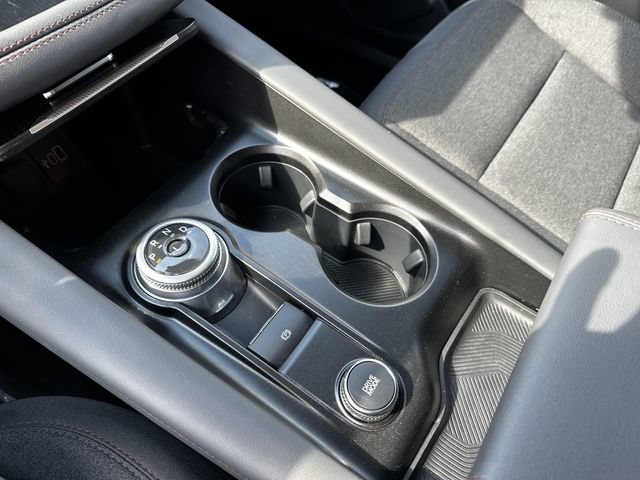 Certified 2025 Ford Explorer Active AWD/4WD image 26