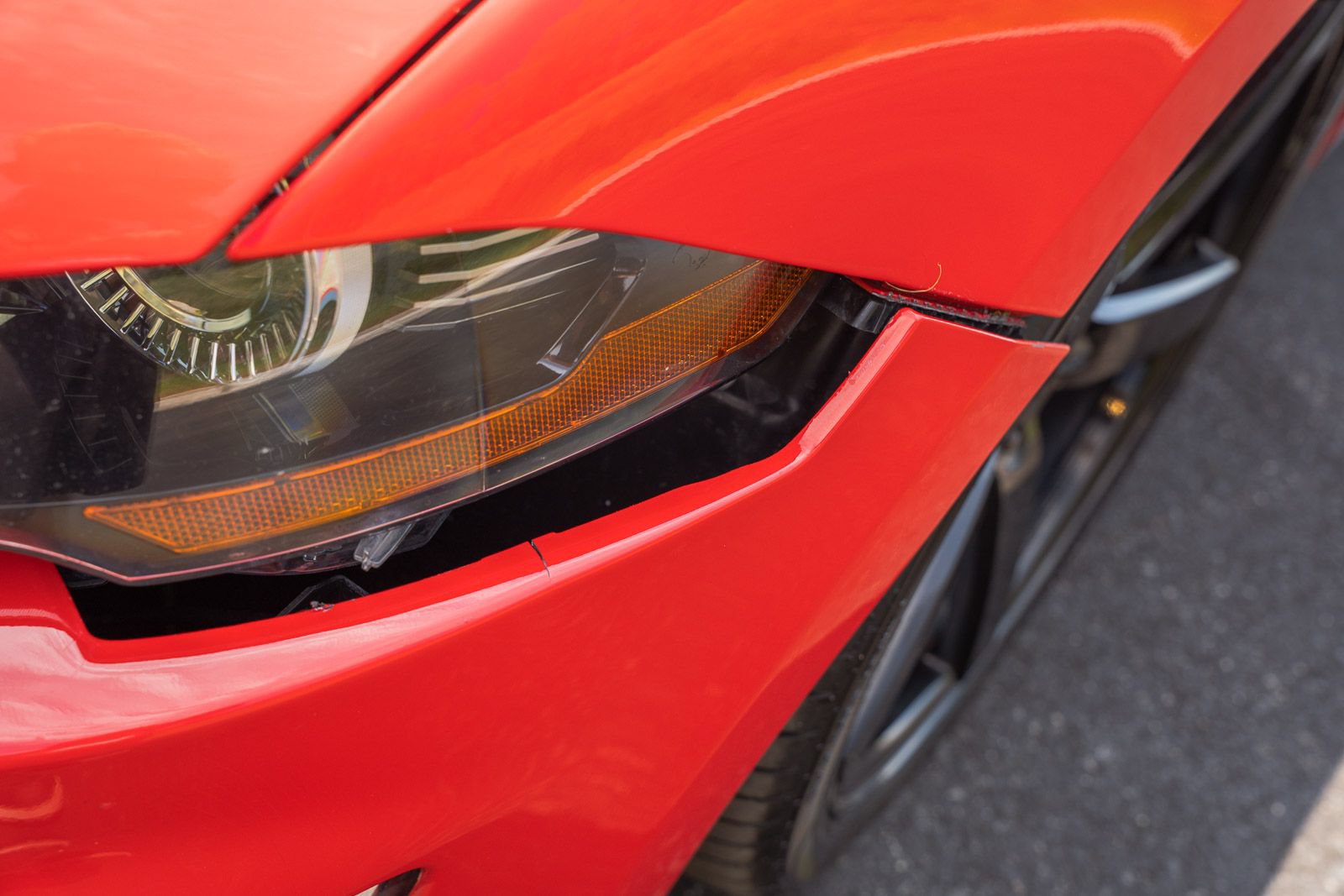 Certified 2018 Ford Mustang GT Premium RWD image 32
