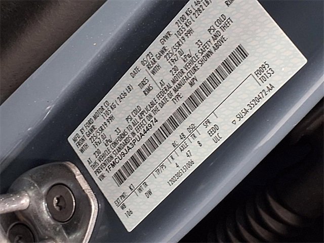 Certified 2023 Ford Escape Platinum w/ Premium Technology Package image 34