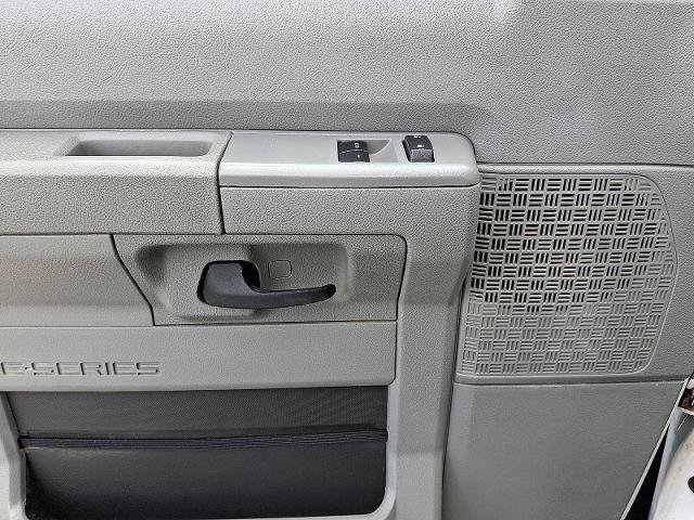 Certified 2016 Ford E-350 and Econoline 350 Super Duty w/ Power Windows & Locks Group image 11