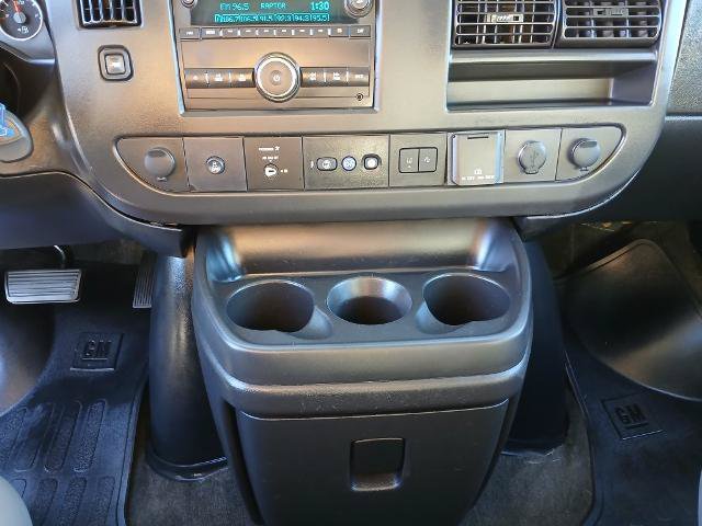 Used 2019 Chevrolet Express 3500 LT w/ LT Preferred Equipment Group RWD image 17