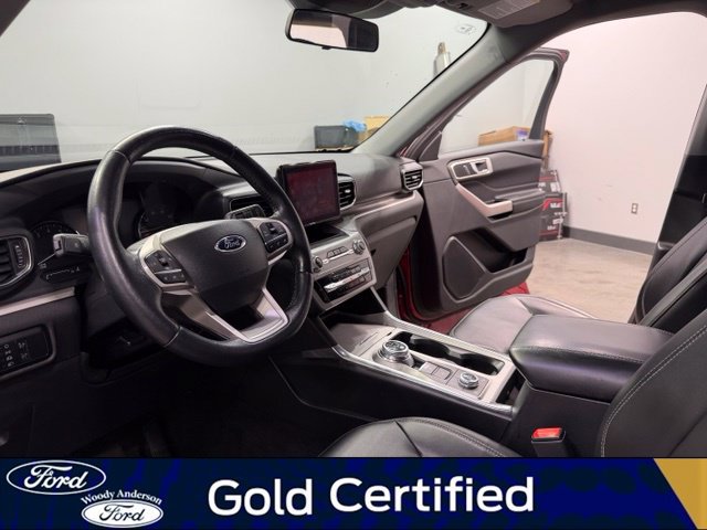 Certified 2023 Ford Explorer XLT w/ Equipment Group 202A AWD/4WD image 9