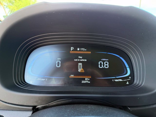 Used 2024 Hyundai Venue Limited FWD image 14