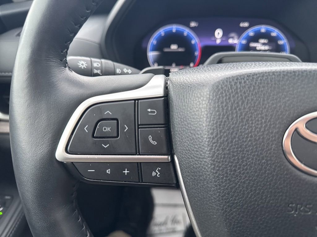 Used 2024 Toyota Grand Highlander Platinum image 22