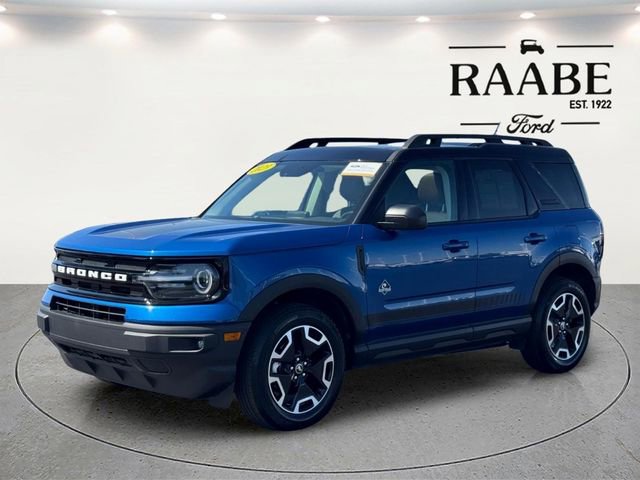 Certified 2023 Ford Bronco Sport Outer Banks w/ Tech Package AWD/4WD image 3