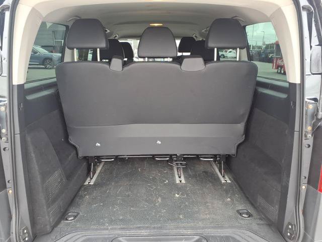 Used 2021 Mercedes-Benz Metris Passenger image 17