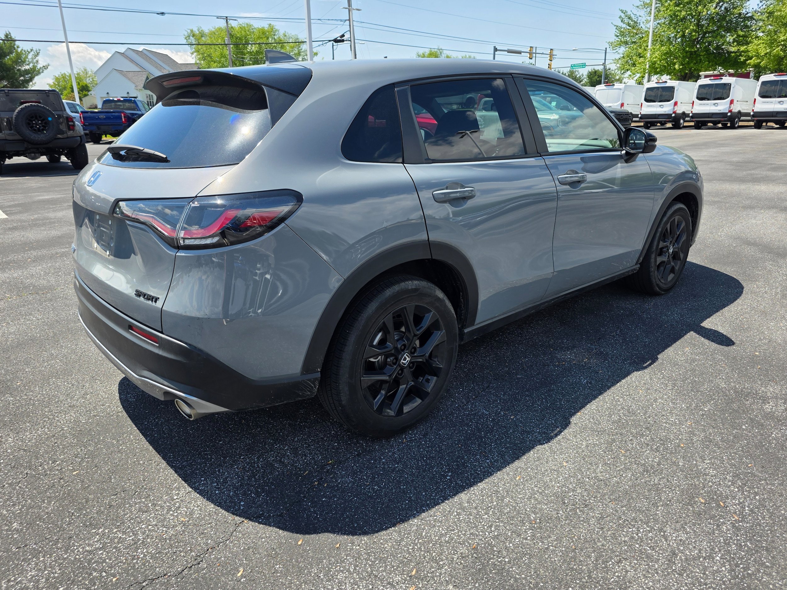 Used 2025 Honda HR-V Sport image 3