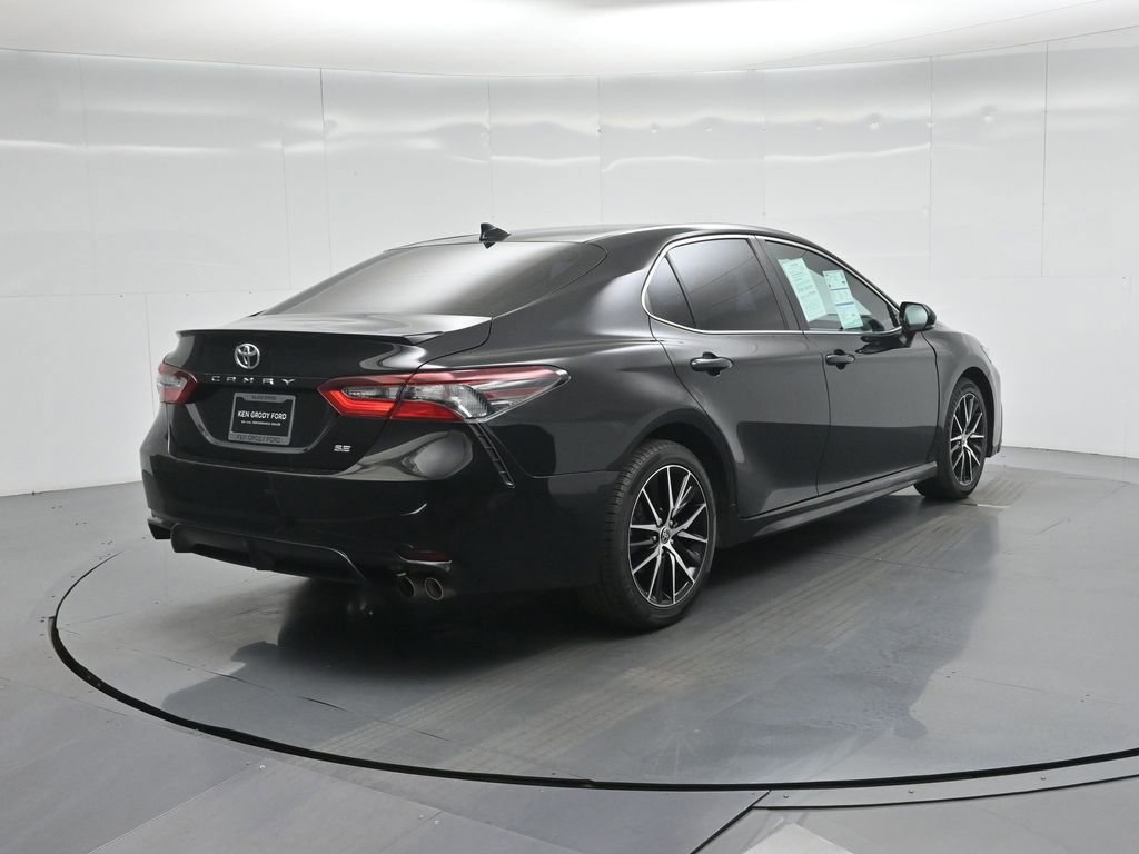 Used 2022 Toyota Camry SE image 26