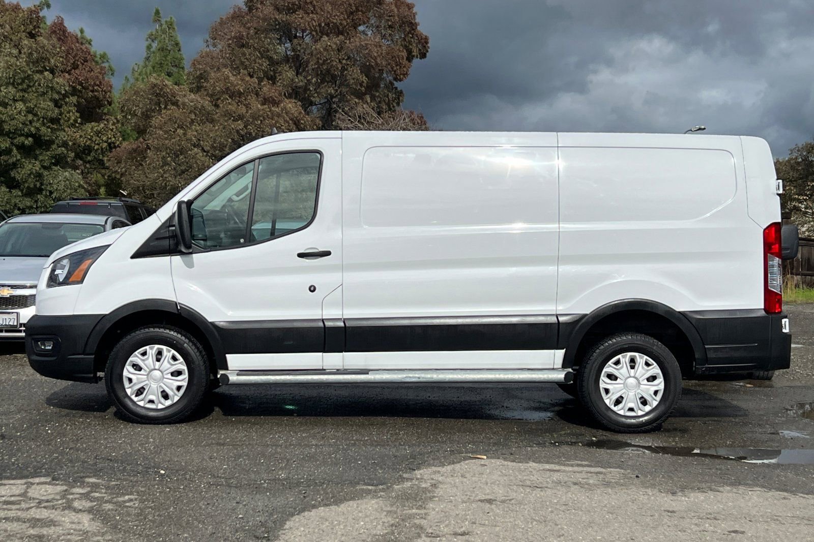 Certified 2023 Ford Transit 250 Low Roof w/ Exterior Upgrade Package image 2