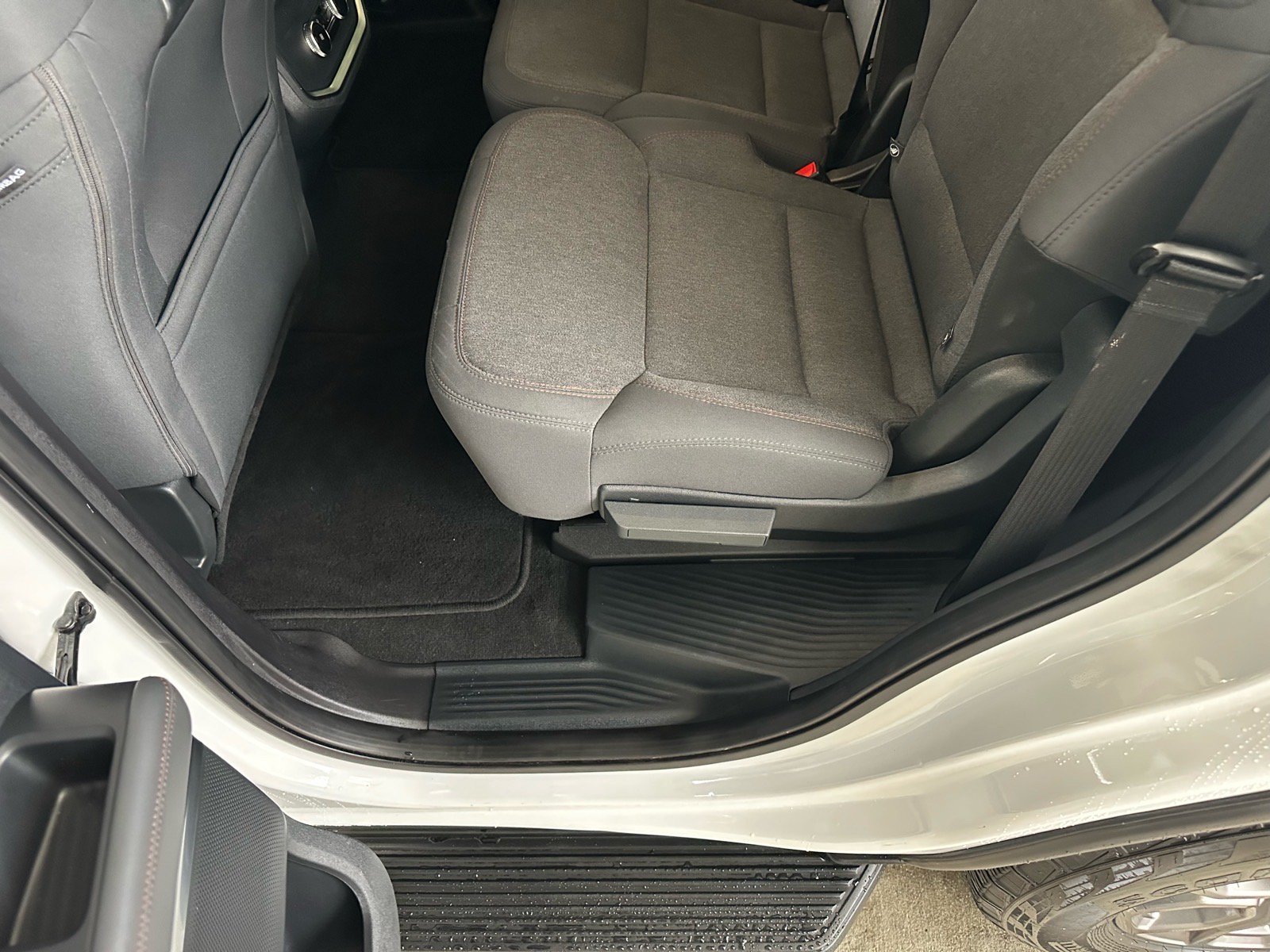 Certified 2025 Ford Expedition Active RWD image 24