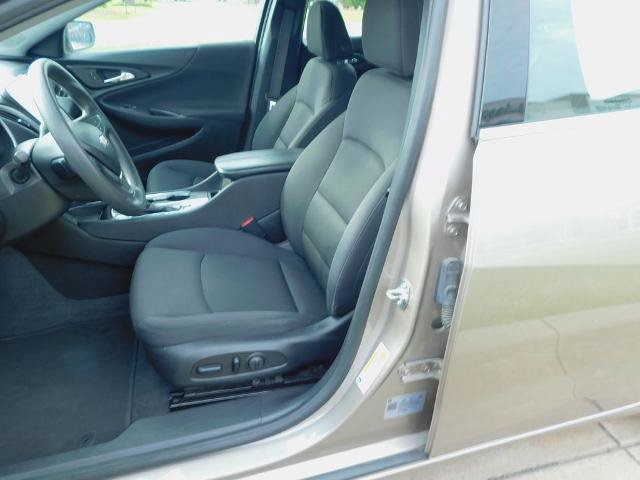 Used 2023 Chevrolet Malibu LT FWD image 14