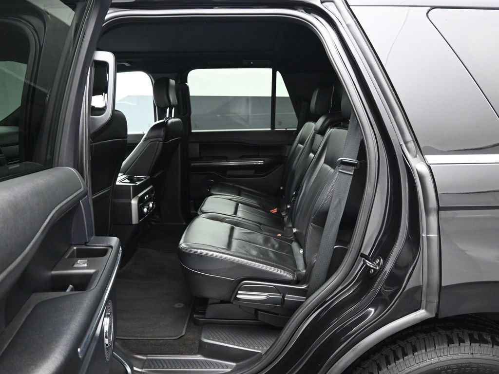 Certified 2020 Ford Expedition XLT w/ Equipment Group 202A image 26