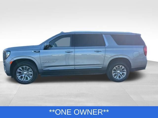 Used 2023 GMC Yukon XL Denali image 2
