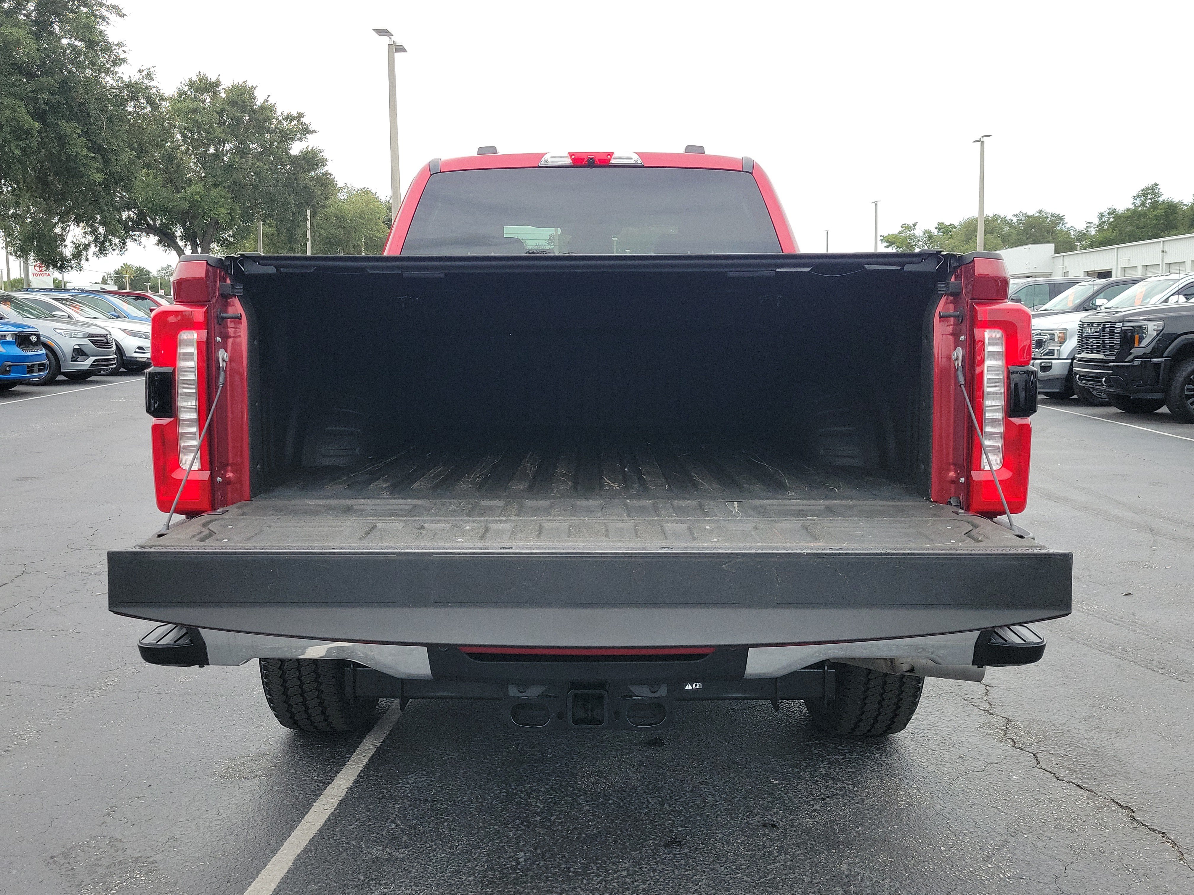 Certified 2025 Ford F250 Lariat w/ FX4 Off-Road Package AWD/4WD image 9