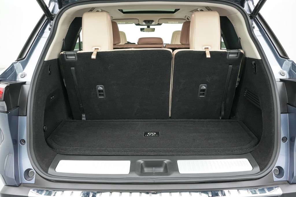 Used 2023 INFINITI QX60 Sensory w/ Vision Package AWD/4WD image 18