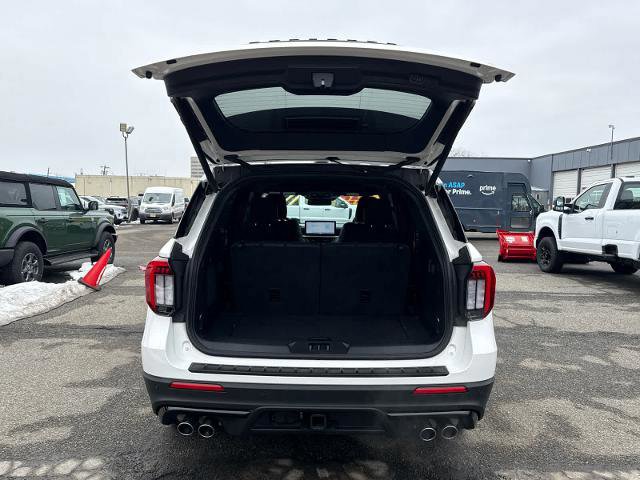 Certified 2025 Ford Explorer ST image 10