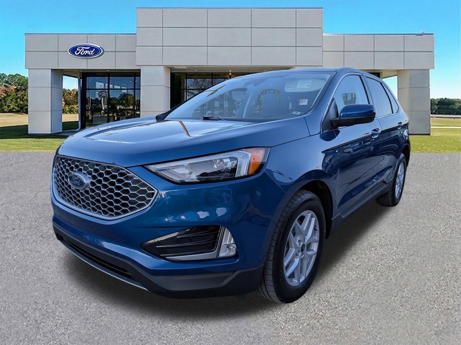 Certified 2023 Ford Edge SEL w/ Convenience Package AWD/4WD image 9