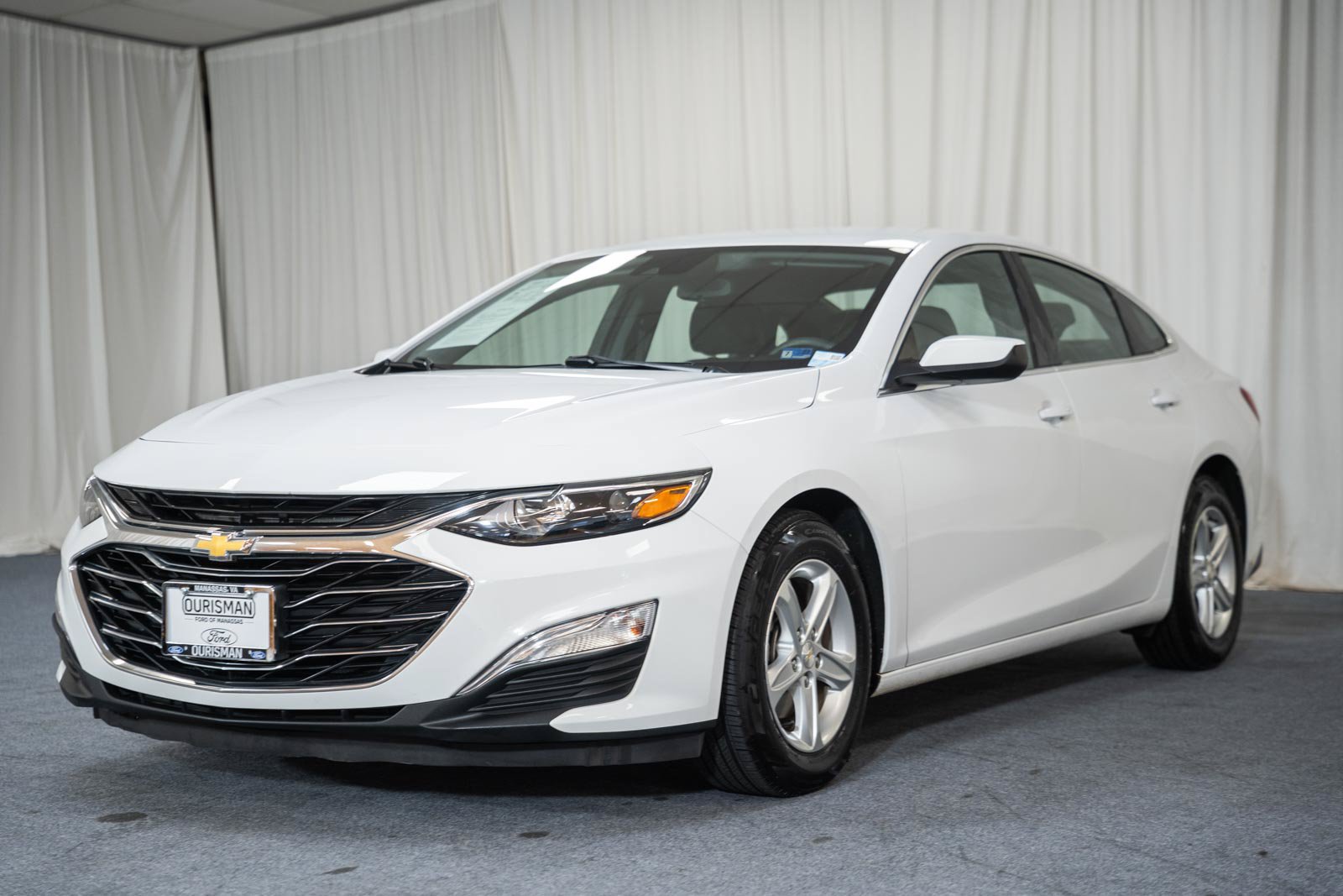 Used 2020 Chevrolet Malibu LS w/ Driver Confidence Package II FWD image 3