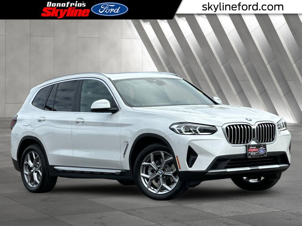 Used 2024 BMW X3 xDrive30i w/ Premium Package AWD/4WD image 1