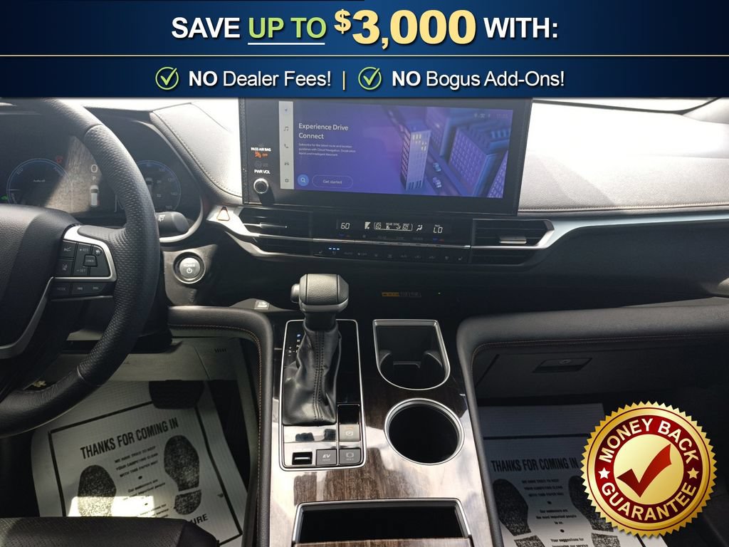 Used 2025 Toyota Sienna Platinum FWD image 20