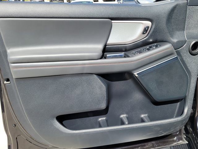 Certified 2025 Ford Expedition Active AWD/4WD image 7