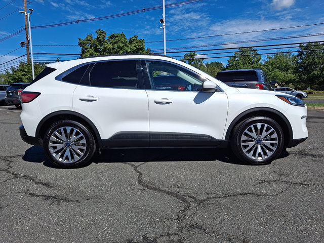 Certified 2022 Ford Escape Titanium w/ Class II Trailer Tow Package AWD/4WD image 12