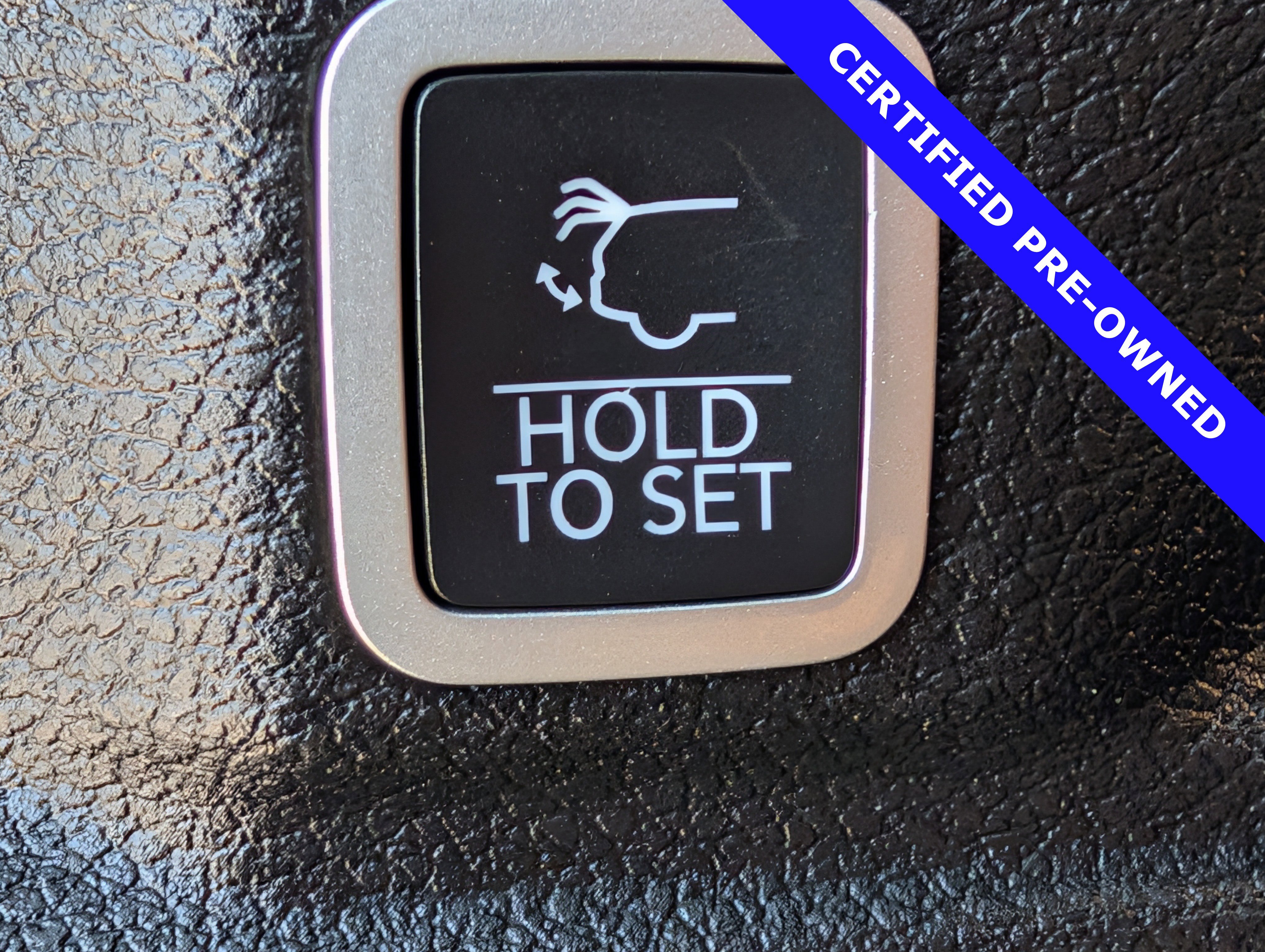 Used 2021 Jeep Grand Cherokee L Laredo AWD/4WD image 14