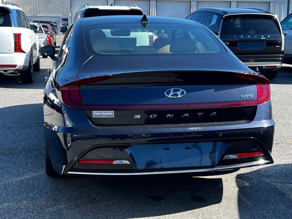 Used 2021 Hyundai Sonata Limited w/ Cargo Package image 4
