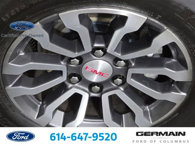 Used 2022 GMC Sierra 1500 AT4 w/ AT4 Preferred Package AWD/4WD image 12
