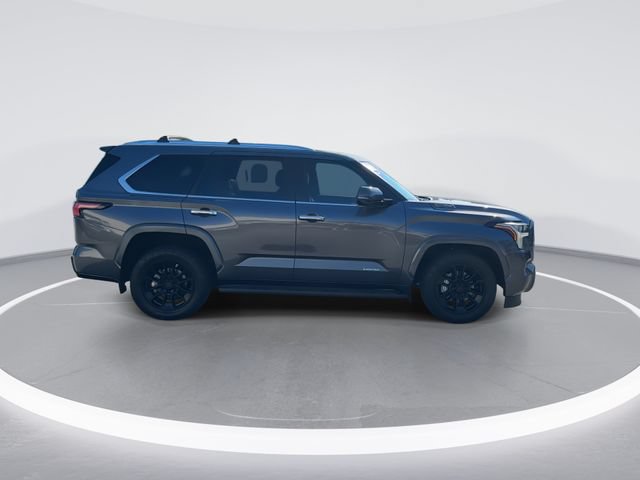 Used 2025 Toyota Sequoia Limited AWD/4WD image 8