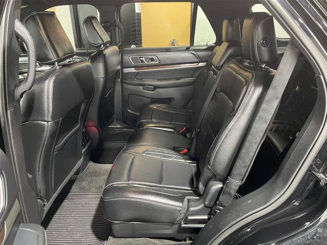Certified 2018 Ford Explorer Platinum AWD/4WD image 16