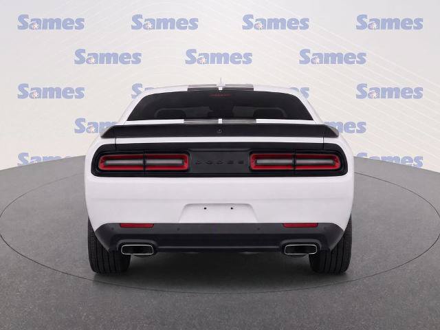 Used 2022 Dodge Challenger SXT w/ Plus Package RWD image 6
