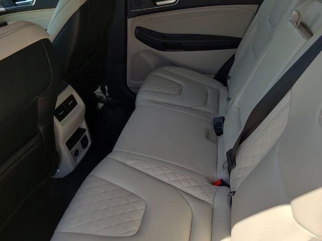 Certified 2023 Ford Edge Titanium AWD/4WD image 17
