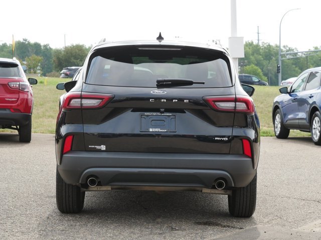Certified 2026 Ford Escape ST-Line AWD/4WD image 4