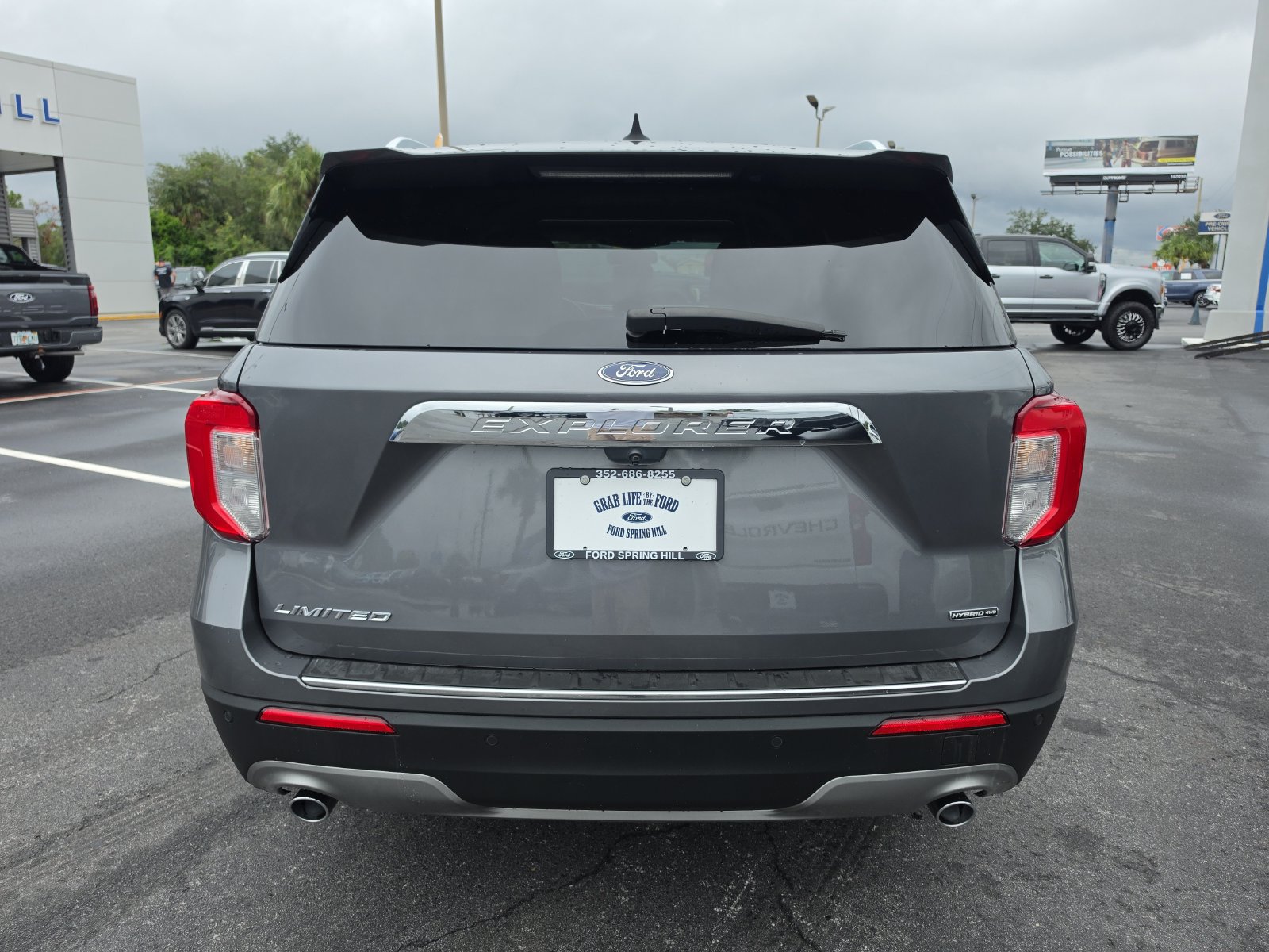 Certified 2021 Ford Explorer Limited w/ Hybrid Equipment Group 310A AWD/4WD image 6