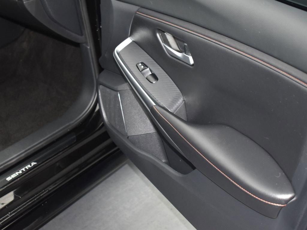 Used 2022 Nissan Sentra SR image 10