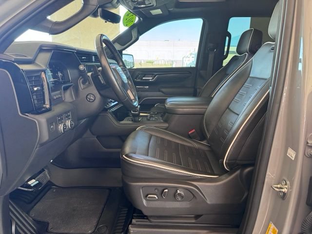 Used 2024 GMC Sierra 1500 AT4X AWD/4WD image 9
