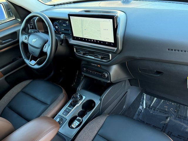 Certified 2025 Ford Bronco Sport Outer Banks w/ Outer Banks Tech Package+ AWD/4WD image 34