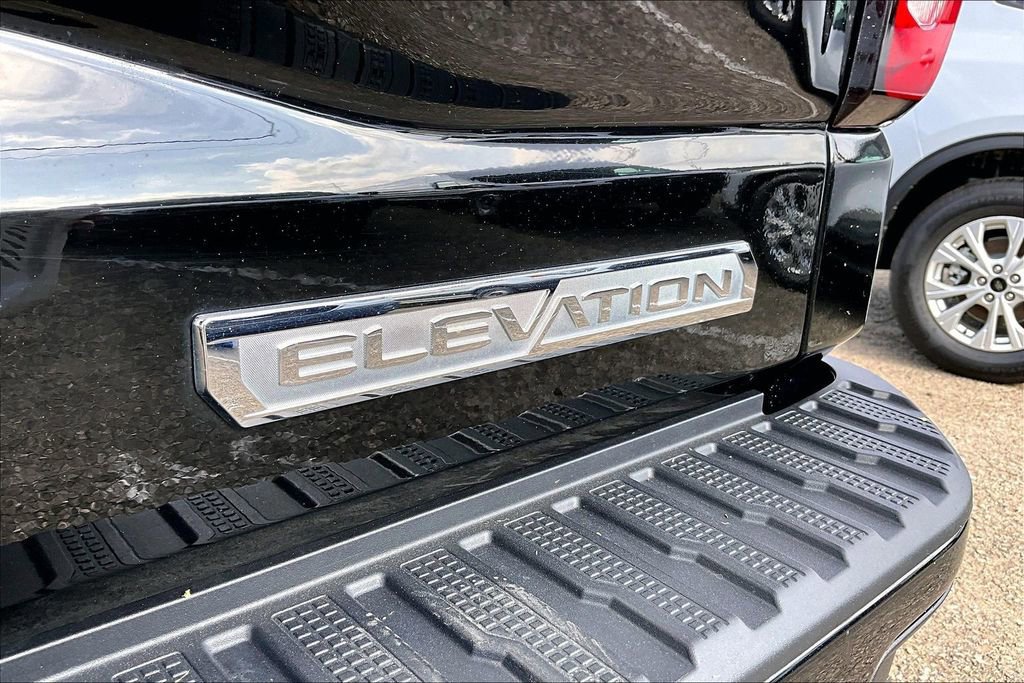 Used 2024 GMC Sierra 1500 Elevation AWD/4WD image 10