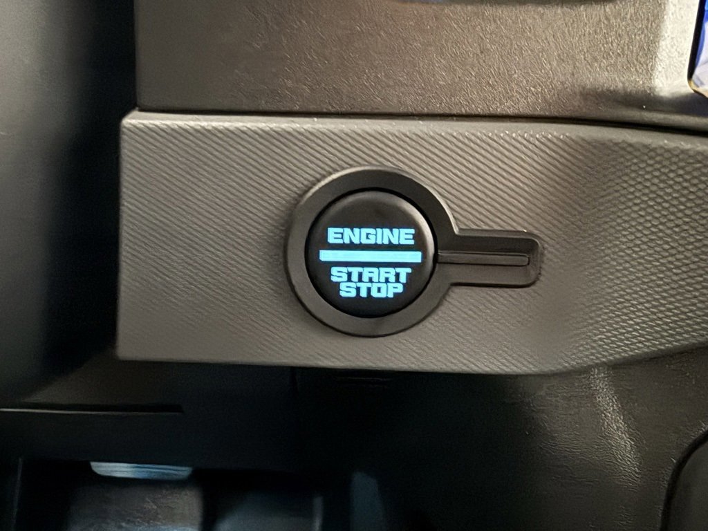 Certified 2024 Ford Bronco Black Diamond image 36