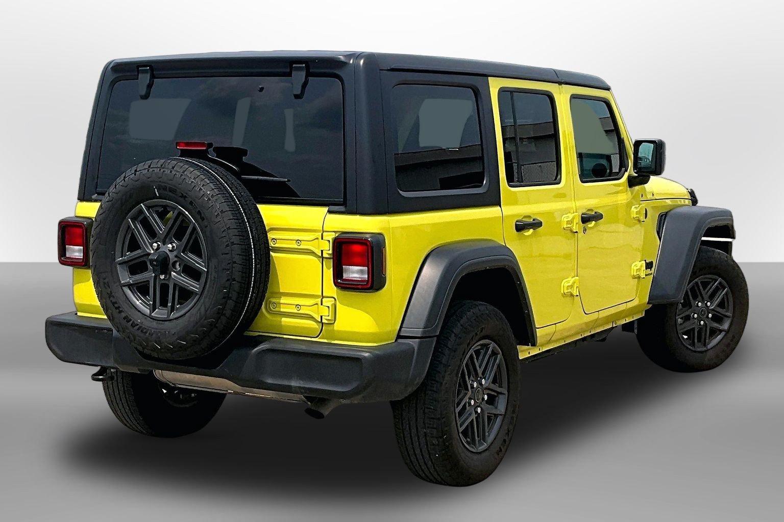 Used 2024 Jeep Wrangler Unlimited Sport AWD/4WD image 10