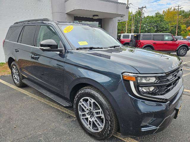 Certified 2025 Ford Expedition Active AWD/4WD image 3
