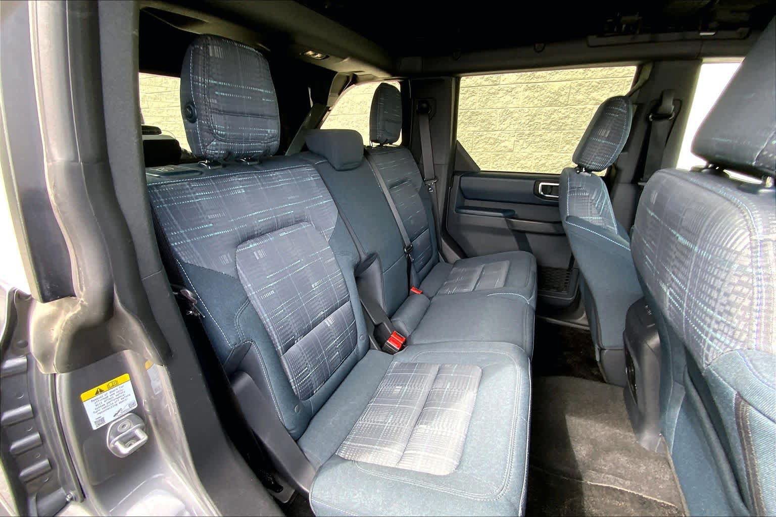 Certified 2023 Ford Bronco Heritage Edition AWD/4WD image 19