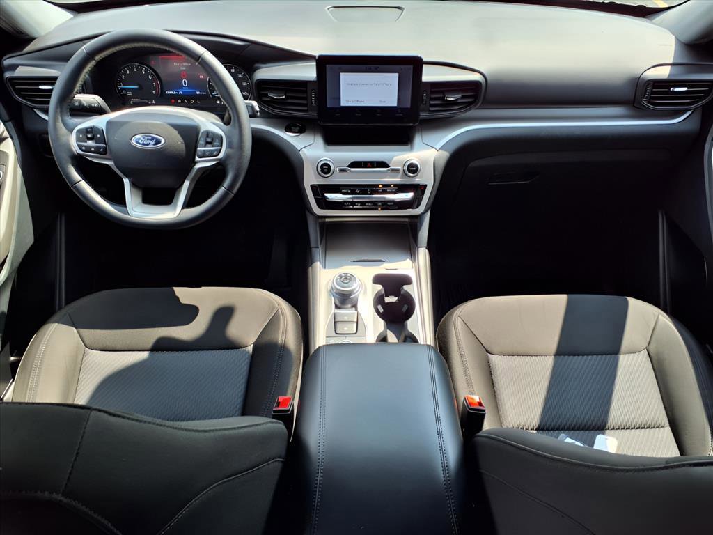 Certified 2023 Ford Explorer XLT image 12