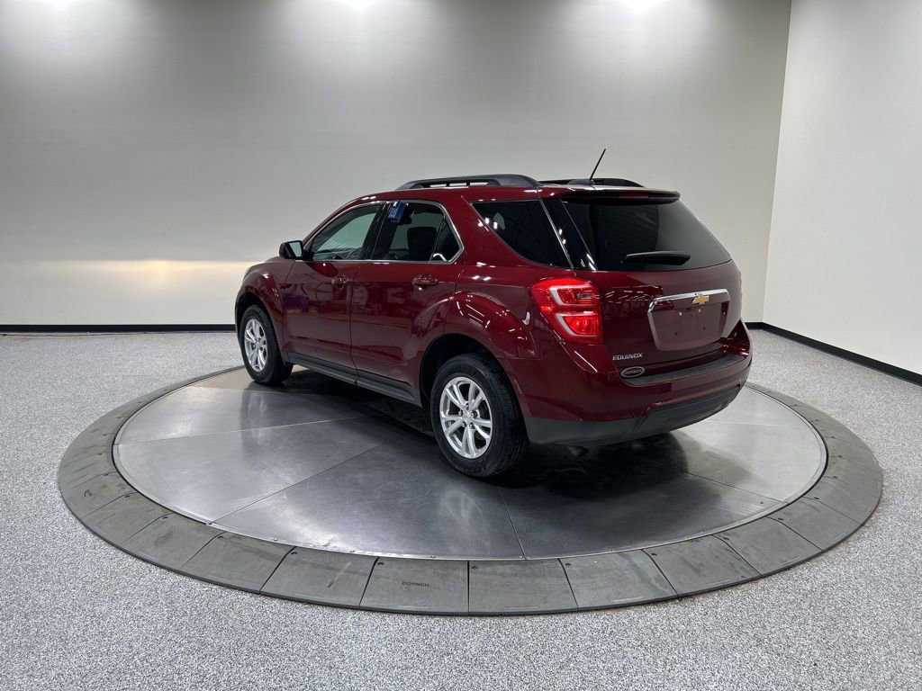 Used 2017 Chevrolet Equinox LT w/ Convenience Package image 3